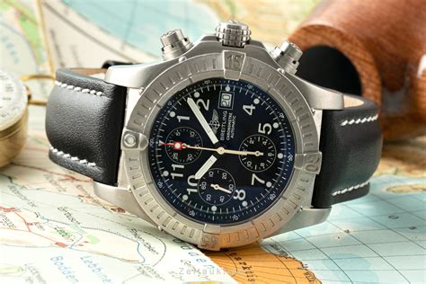 breitling avenger chronograph e13360|Breitling chrono e13360.